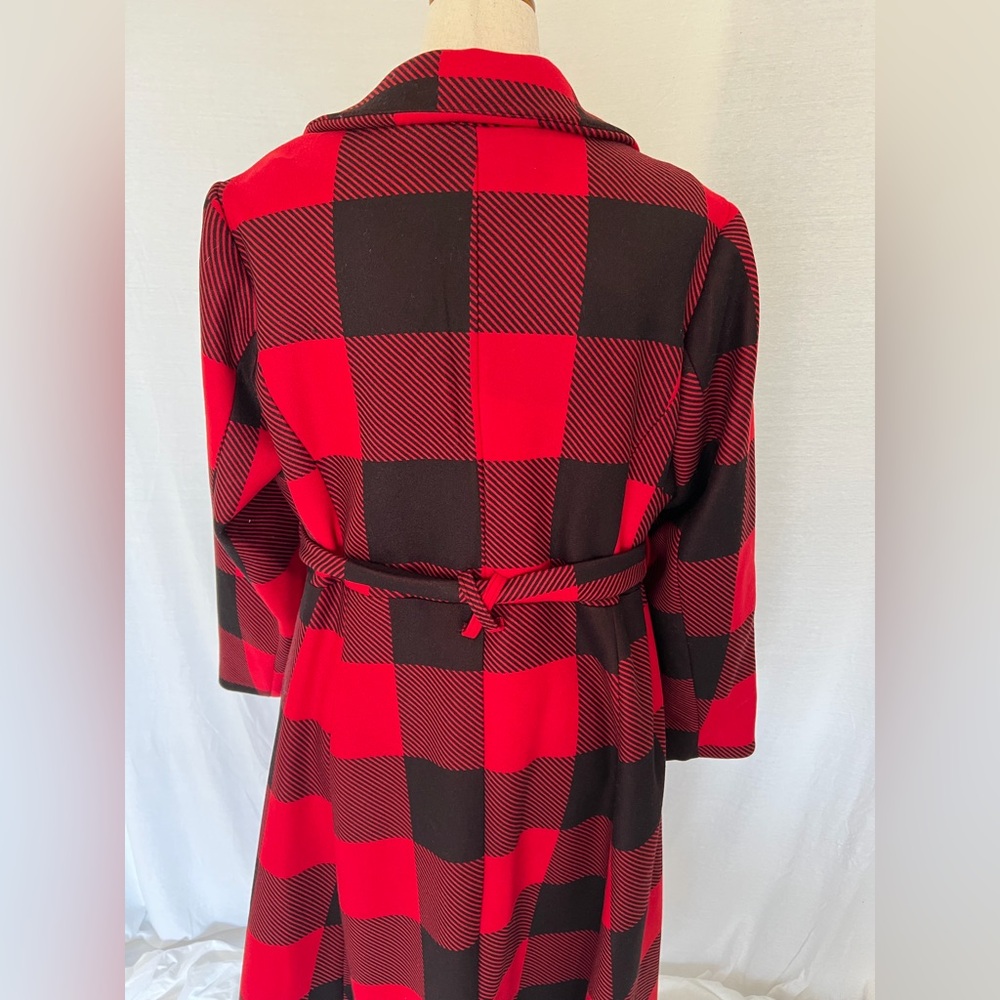 NWT Torrid Red Plaid Tie Waist Wrap Coat Size 3 (22-24) - Picture 10 of 16